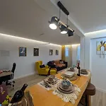 Princess Flower شقة فونشال